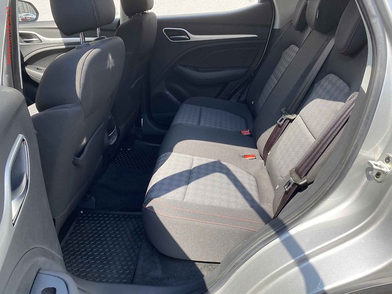 MG ZS (2023) 1.5, ČR, servis.kniha, LED - fotka 10 z 15