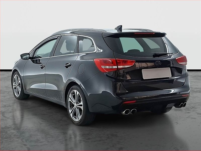Kia Ceed (2016) 1.6 CRDi, Navi, Tempomat - fotka 4 z 19