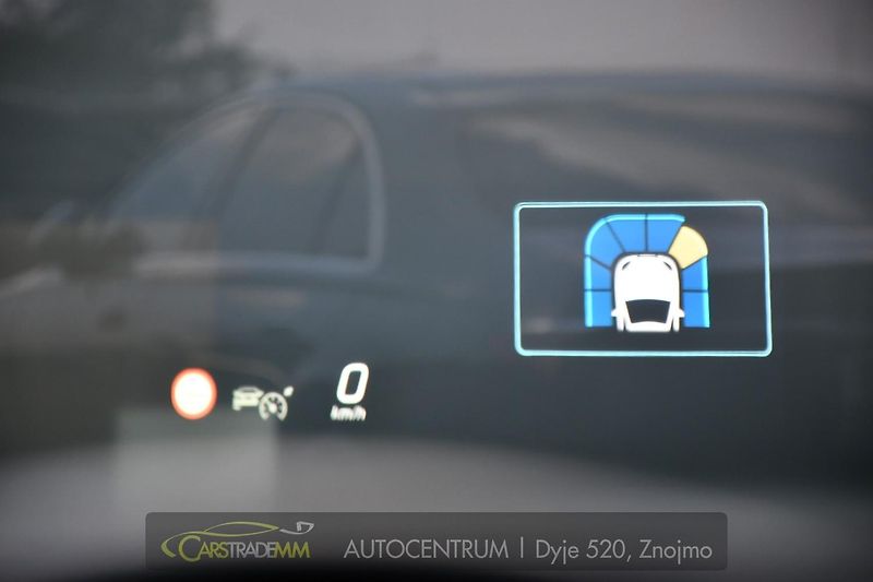 Mercedes-Benz EQE 350 4-MATIC PREMIUM PLUS - fotka 58 z 62