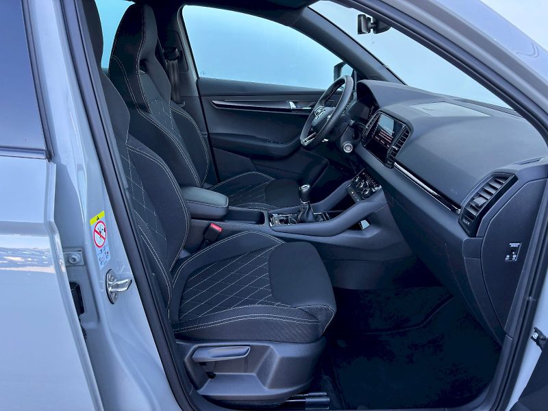 Škoda Karoq (2022) 2.0 TDI 110kW SportLine - fotka 29 z 35