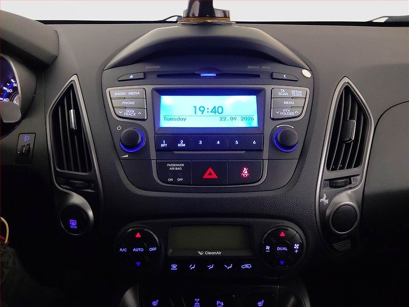 Hyundai ix35 (2015) 2.0 CRDi, 4X4, Tempomat - fotka 12 z 16