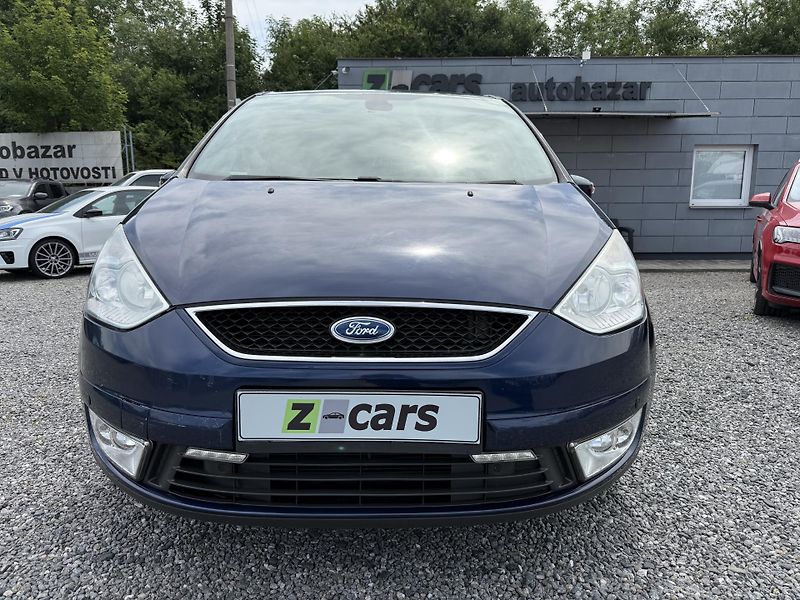 Ford Galaxy 2.0i 107kW 7míst - fotka 2 z 18
