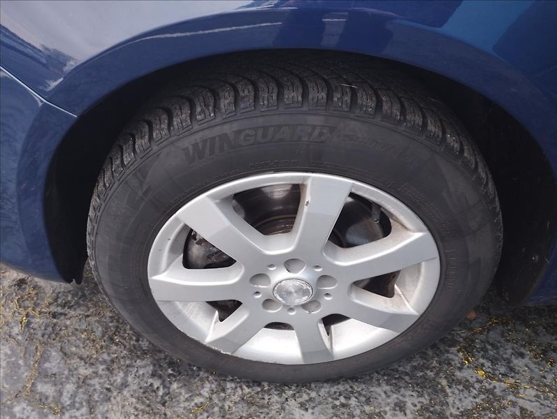 Škoda Fabia 1,2 TSi 77KW - fotka 16 z 17