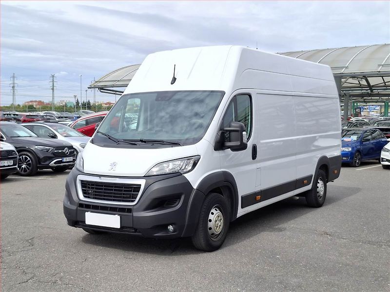 Peugeot Boxer (2023) 2.2 BlueHDi, Maxi, 16m3, 1.0t - fotka 2 z 17