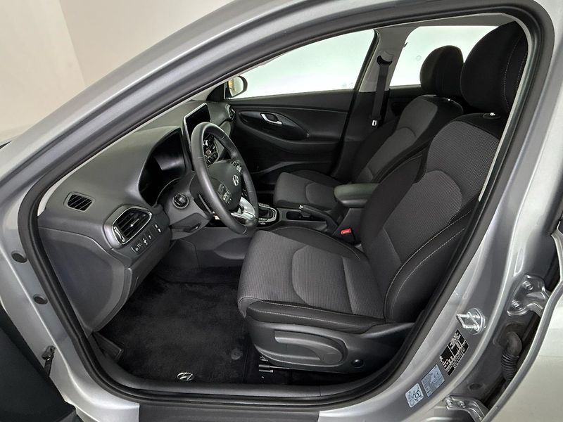 Hyundai i30 Smart DCT - fotka 7 z 26