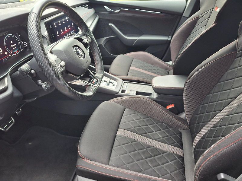 Škoda Octavia (2021) RS DSG 2,0TDi 147kW - fotka 9 z 34