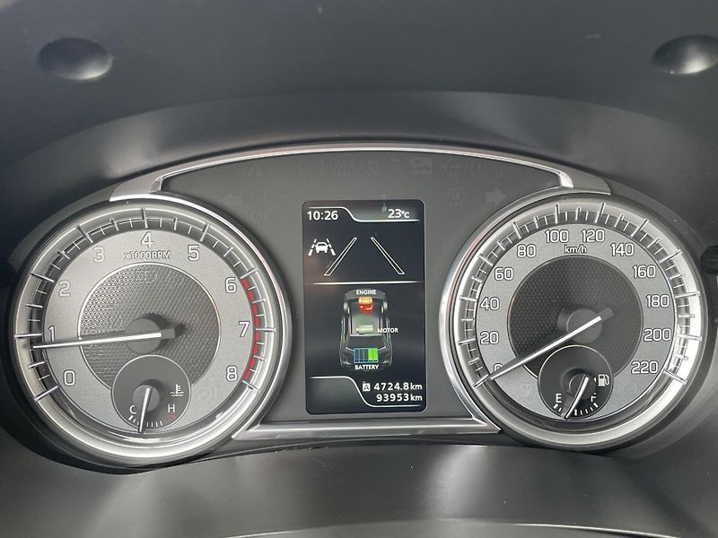 Suzuki Vitara (2021) 1.4 BoosterJet Hybrid - fotka 24 z 33