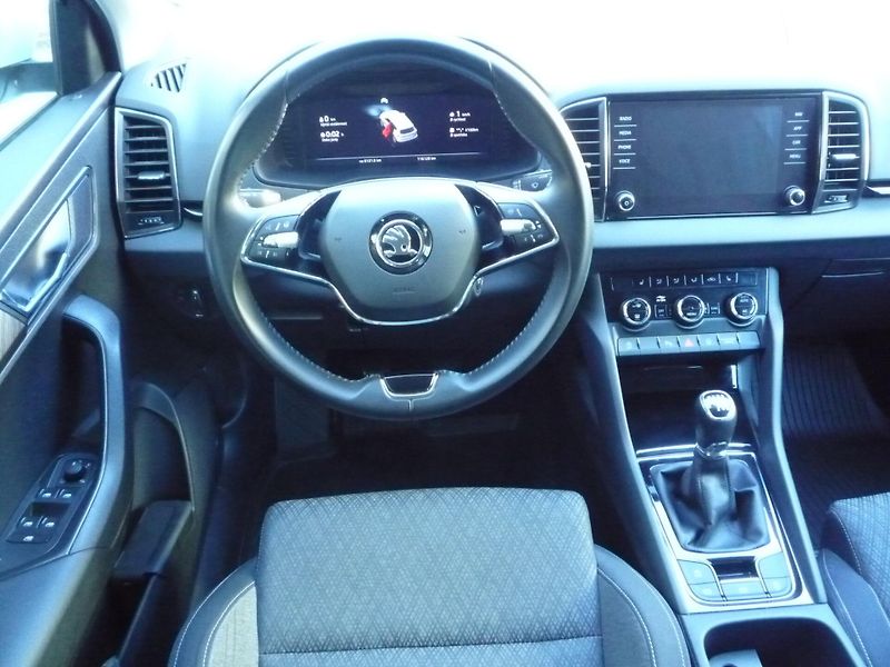Škoda Karoq (2023) 2,0TDi 85kW STYLE Plus - fotka 5 z 26