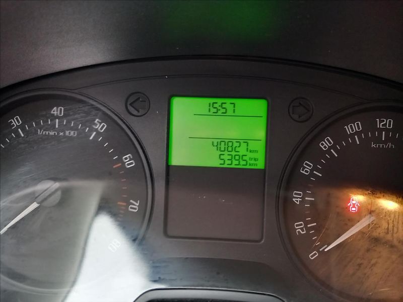 Hyundai Tucson 1,6 T-GDI MHEV SMART DCT - fotka 22 z 22