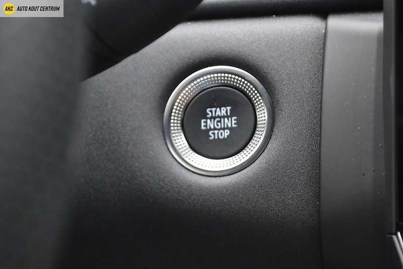Renault Captur techno mild hybrid 160 EDC - fotka 38 z 51