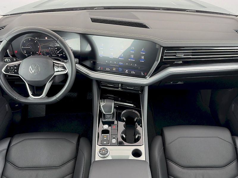 Volkswagen Touareg (2022) Elegance 3.0 TDI 170kW 4Motion - fotka 5 z 36