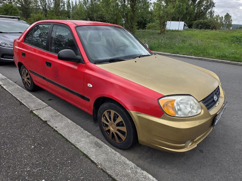 Hyundai Accent 1.3-KLIMA-BEZ STK - fotka 5 z 11