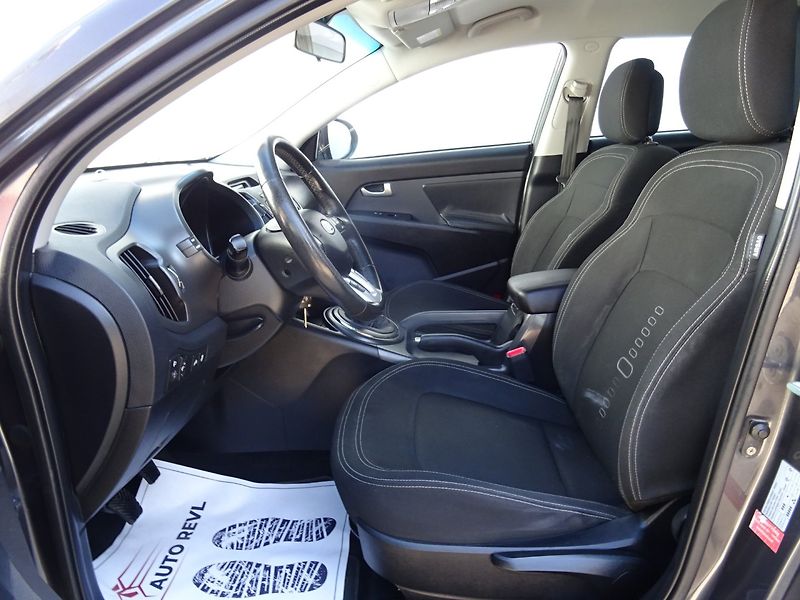 Kia Sportage (2011) 1.7CRDi,85kW,S.kn,tažne,ALU - fotka 11 z 23
