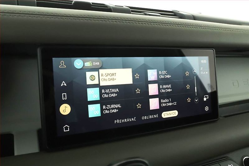 Land Rover Defender (2021) D250 AWD - fotka 9 z 17