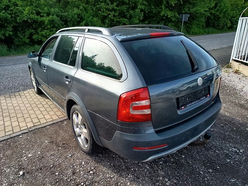 Škoda Octavia (2007) Scout 4x4 2.0i 110 kw - fotka 14 z 41