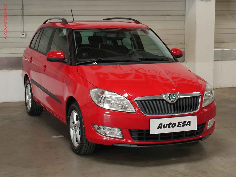 Škoda Fabia (2012) 1.4i, 1.maj,ČR, servis.kniha - fotografie inzerátu