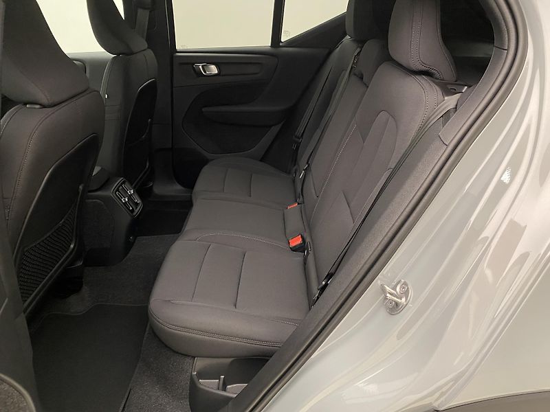 Volvo EX40 (2026) SINGLE MOTOR ELETRIC PLUS - fotka 6 z 62