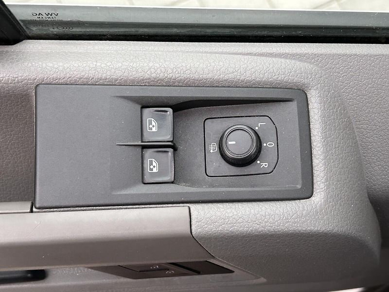 Volkswagen Crafter 2.0 TDI - fotka 8 z 21