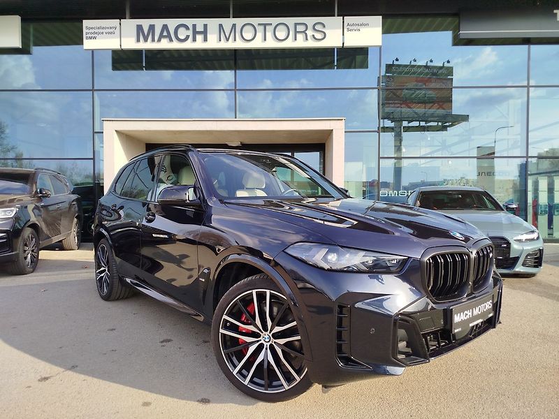 BMW X5 M60i - fotka 2 z 29