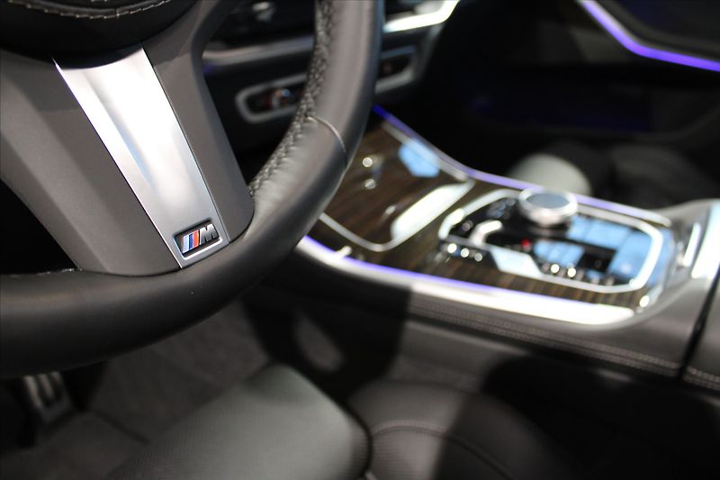 BMW X5 xDrive30d M Sport DAProf/NezTo - fotka 10 z 35