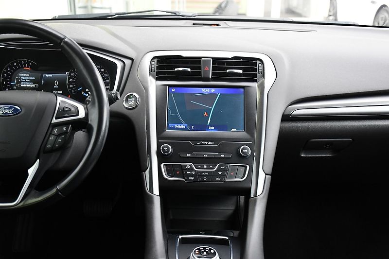 Ford Mondeo 2.0TDCi 110kW CARPLAY TITANIUM - fotka 7 z 42