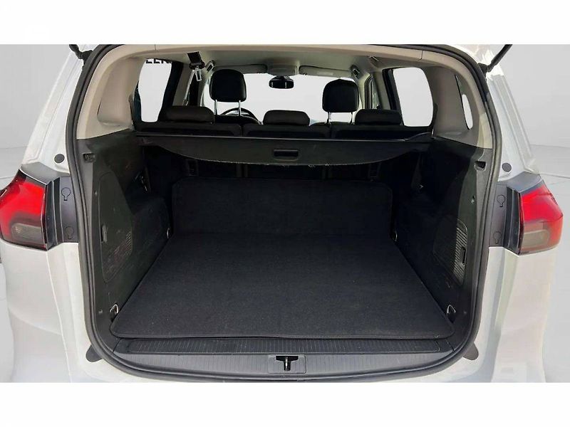Opel Zafira Tourer 1.4 Turbo MT6 (103kW)/0 - fotka 39 z 41