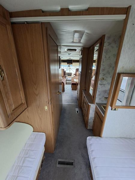 Chevrolet Ostatní (1993) Winnebago 6,2L V8  - fotka 42 z 50