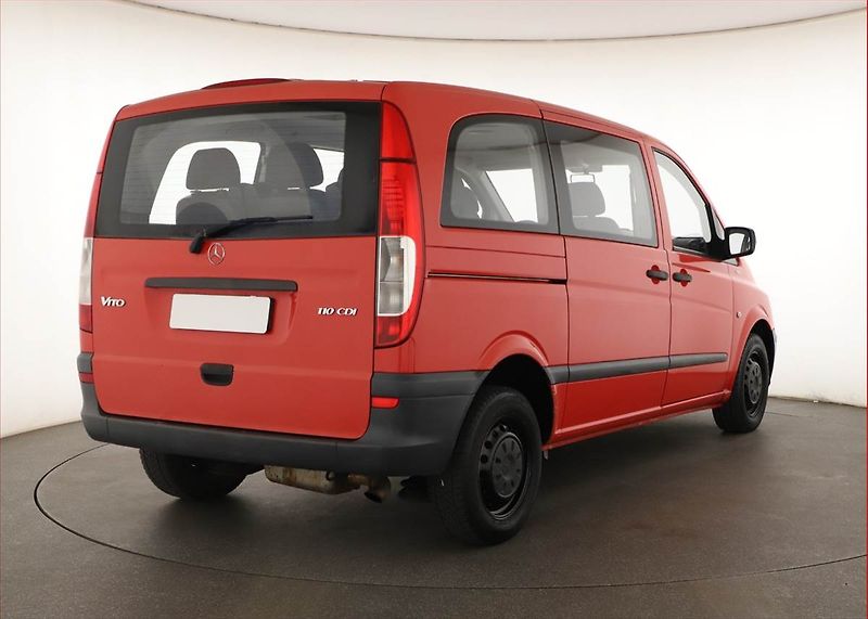 Mercedes-Benz Vito (2011) 110 CDI, Bus, 7Míst - fotka 5 z 11
