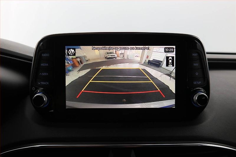 Hyundai Santa Fe (2019) 2.0 CRDi - fotka 18 z 21