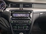 Škoda Superb (2013) 2.0 TDI, Xenony, Tempomat - náhled 12