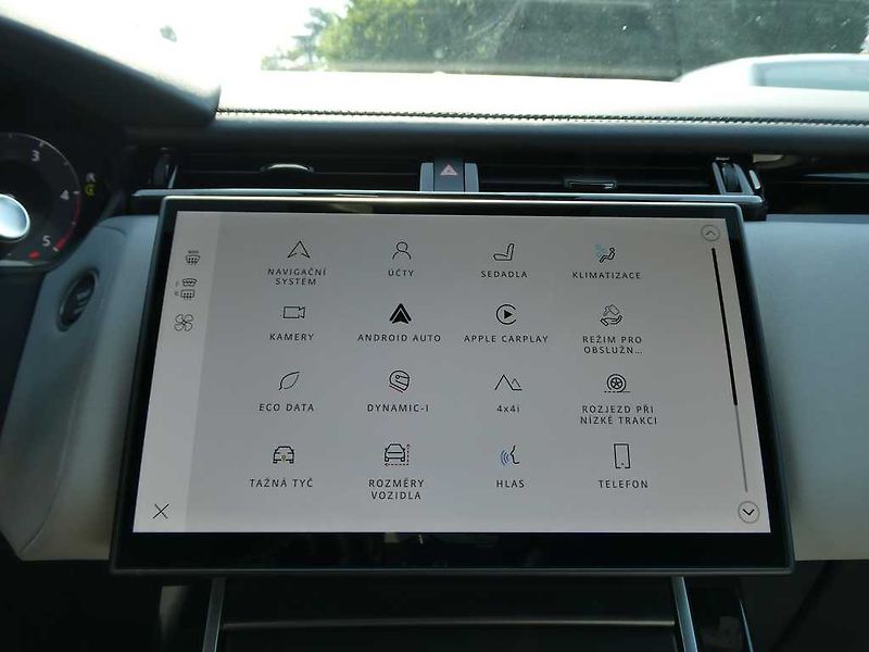 Land Rover Range Rover Velar 3,0 Dynamic SE D300 - fotka 27 z 40