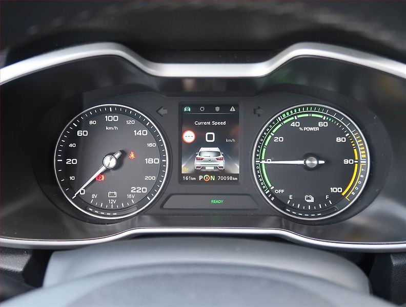MG ZS (2019) EV 42.5 kWh, SoH 88%, Automat - fotka 11 z 23