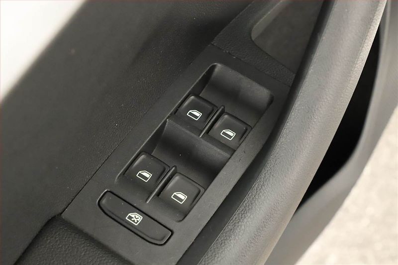 Škoda Octavia (2014) 1.2 TSI, Tempomat - fotka 11 z 14