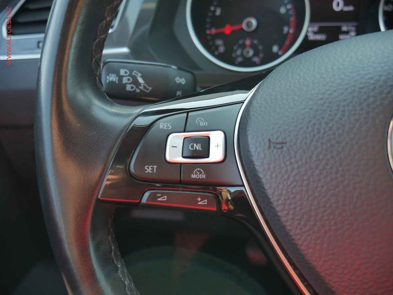Volkswagen Tiguan (2018) 1.4 TSi, LED, navi, AC - fotka 13 z 15