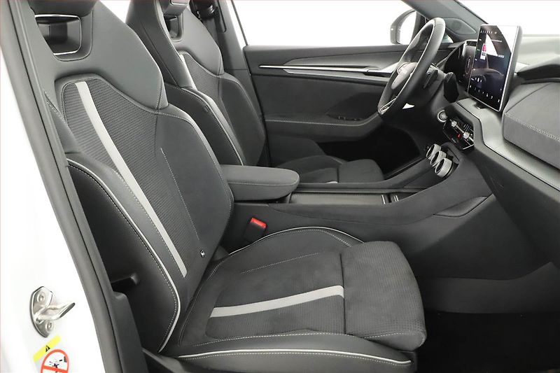 Škoda Kodiaq (2025) 2.0 TDI, SPORTLINE, 4X4 - fotka 7 z 27