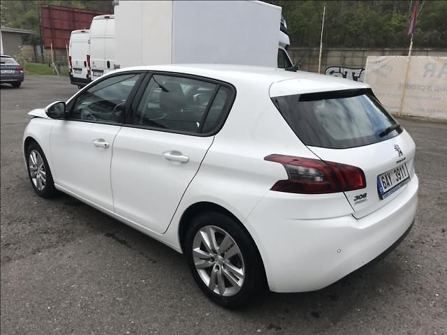 Peugeot 308 1.2 i 81 kW 95 000 km ČR 1.m - fotka 5 z 15