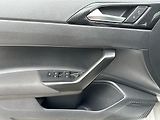 Volkswagen Polo Life 1.0 TSI 70kW MAN.5 - náhled 17