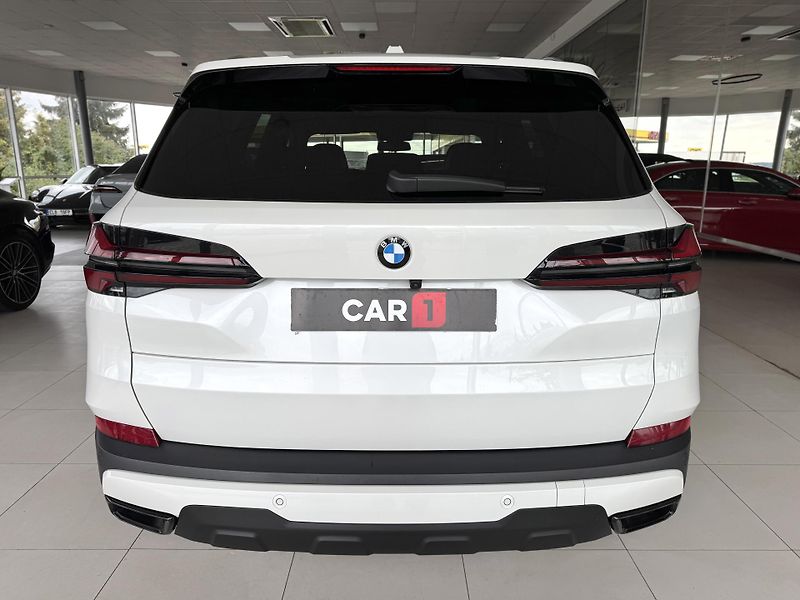 BMW X5 40i xDrive*280kW*Laser*Panoram - fotka 6 z 45
