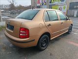 Škoda Fabia 1,4 i automat  comfort - náhled 11