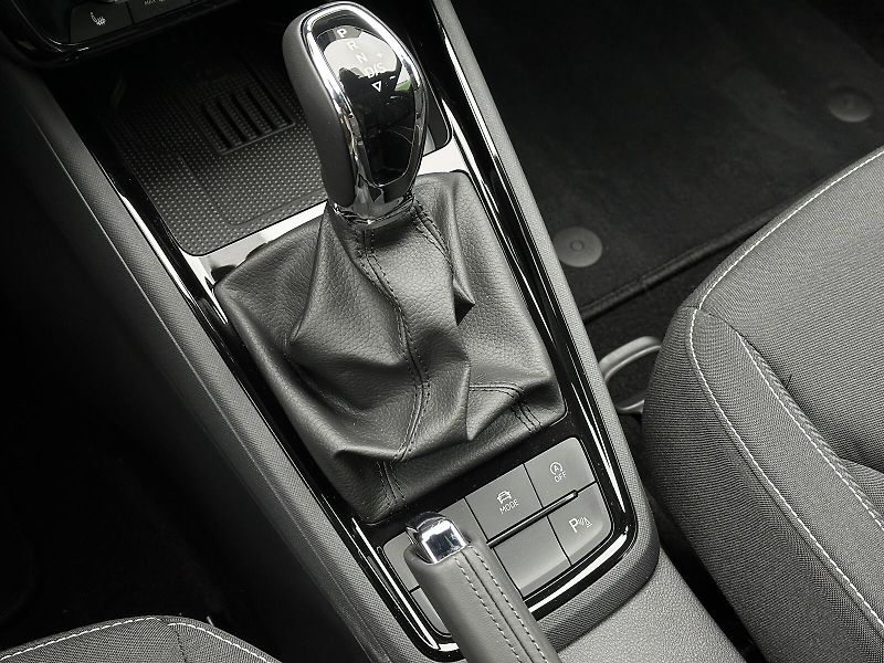 Škoda Kamiq 1.0TSi DSG Monte Carlo 116PS M - fotka 24 z 34