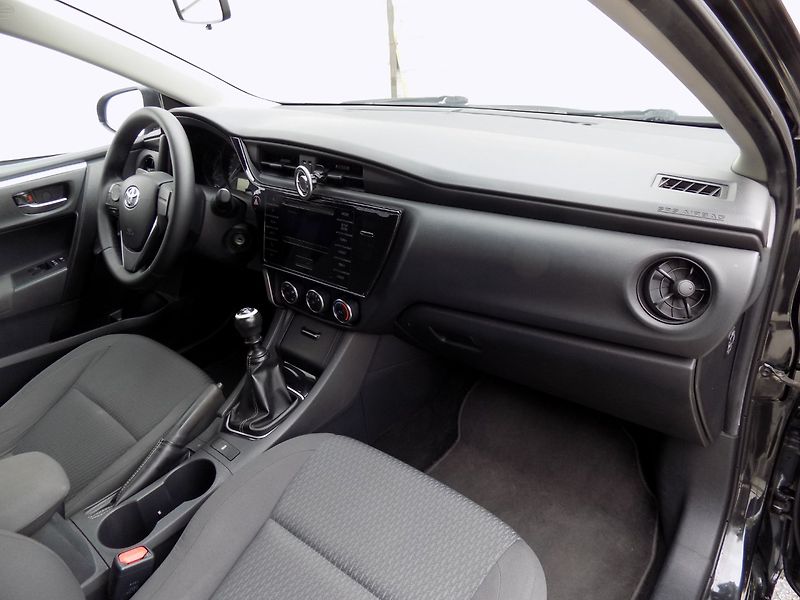 Toyota Corolla (2019) 1.4VVT-i/LPG/LED/Klimatizace/ - fotka 15 z 31
