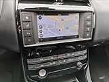 Jaguar XE 2,0 20t 147kW PURE 8AT - náhled 15