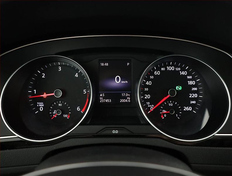 Volkswagen Passat (2017) Alltrack 2.0 TDI, 4X4 - fotka 9 z 20