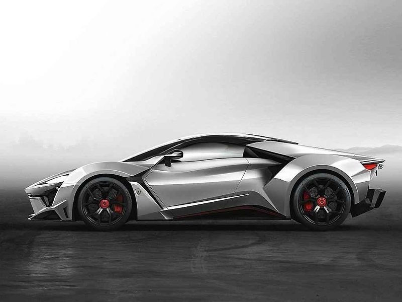 W Motors Fenyr SuperSport.