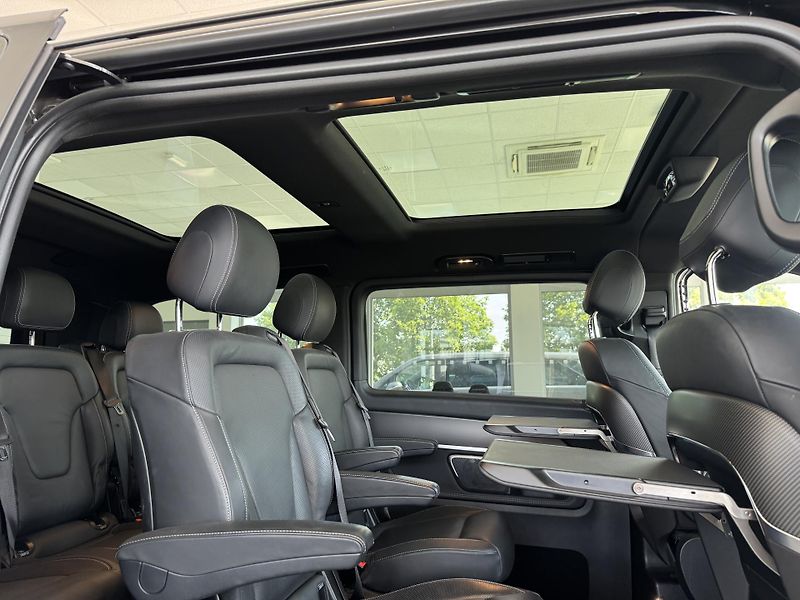 Mercedes-Benz Třídy V (2022) V300d 4M LREZERVACE - fotka 21 z 38