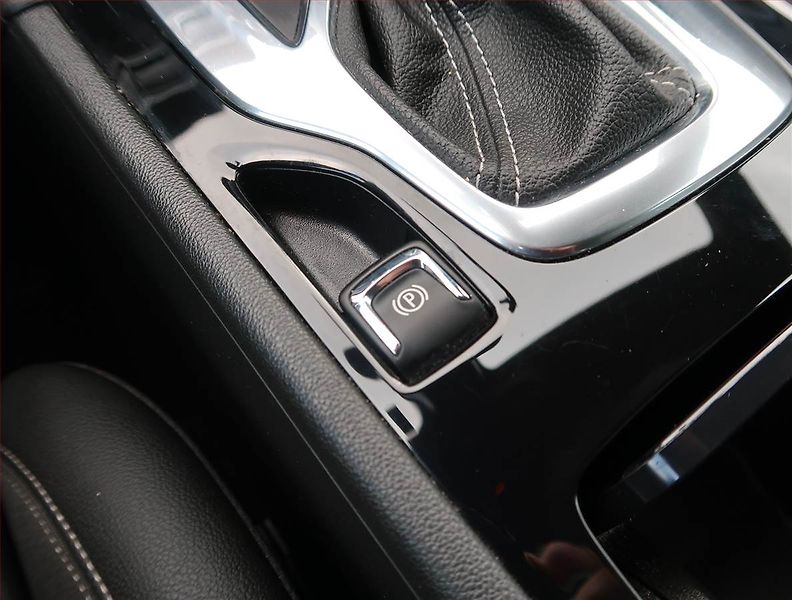 Opel Insignia (2020) 2.0 Turbo , Automat - fotka 22 z 23