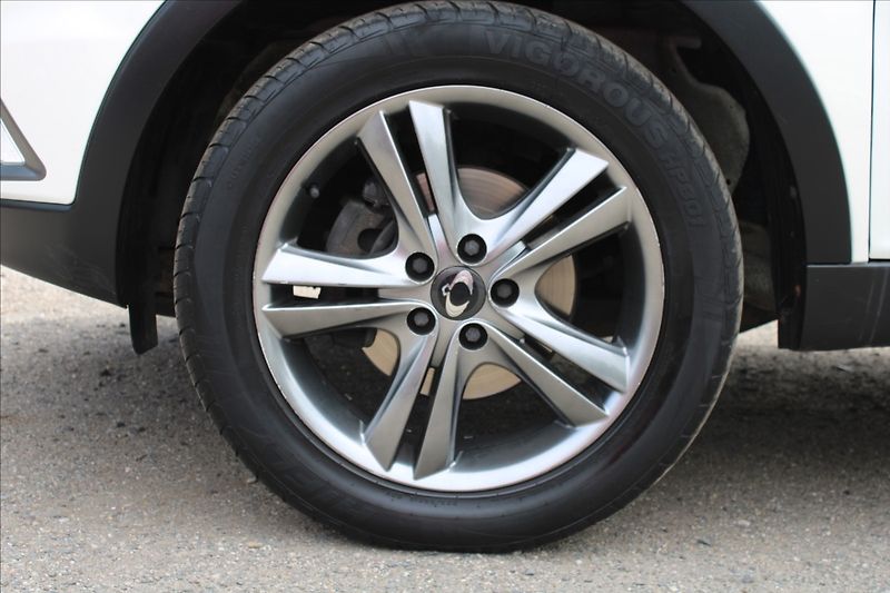SsangYong Korando 2,0 D20T  AUTOMAT,4x4,TAŽNÉ - fotka 27 z 27