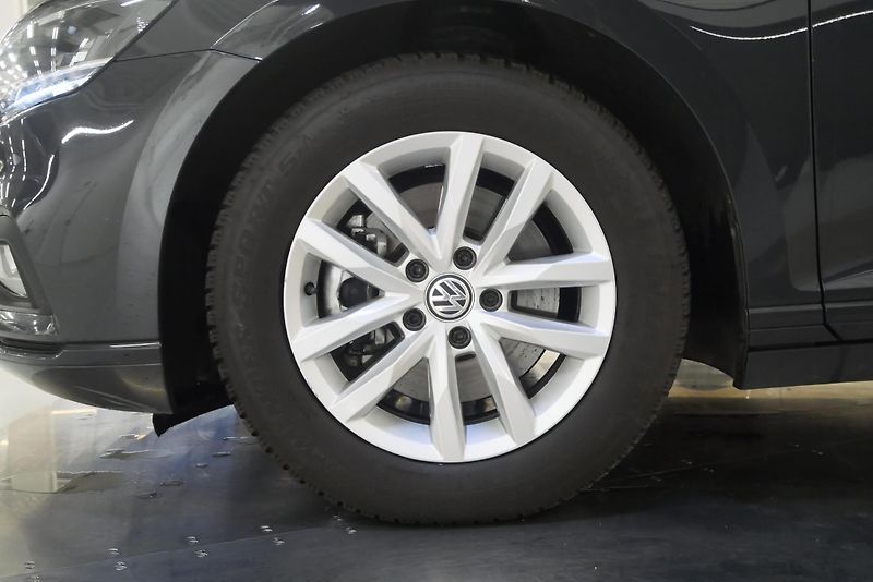 Volkswagen Passat - fotka 10 z 28