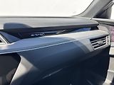 Audi Q8 e-tron (2023) S-Line 55 300kW 114kWh Matrix  - náhled 40