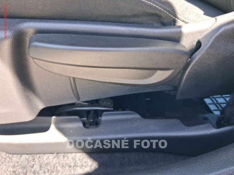 Opel Astra (2018) 1.6 CDTi, ČR, Enjoy, výhřev - fotka 16 z 17